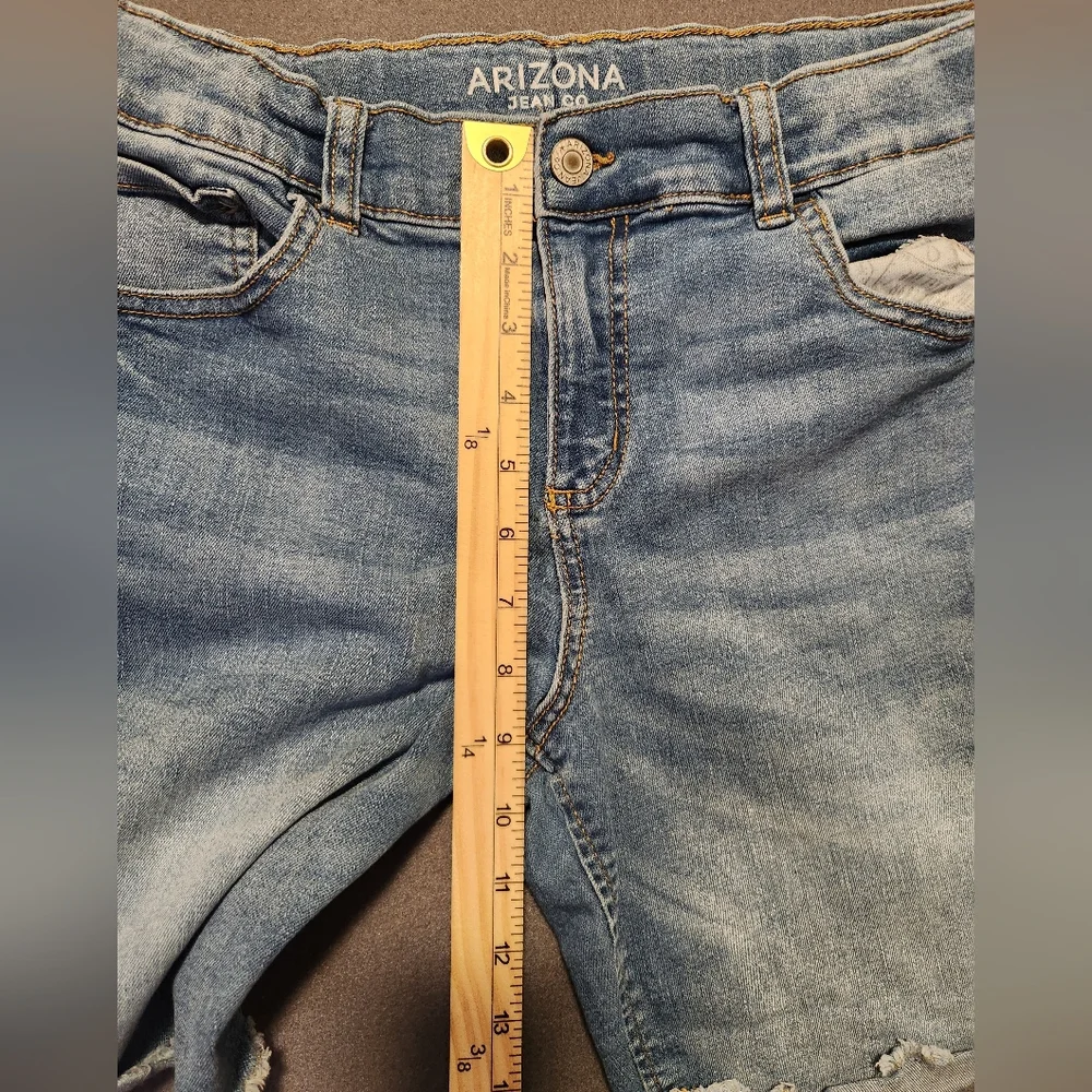 Arizona Size 16 Blue jorts